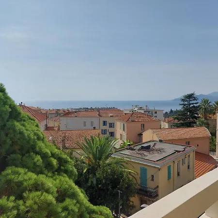 Apartment Iris - Lumineux Avec Terrasse Et Vue Mer - Axelle Loc'appart Cannes